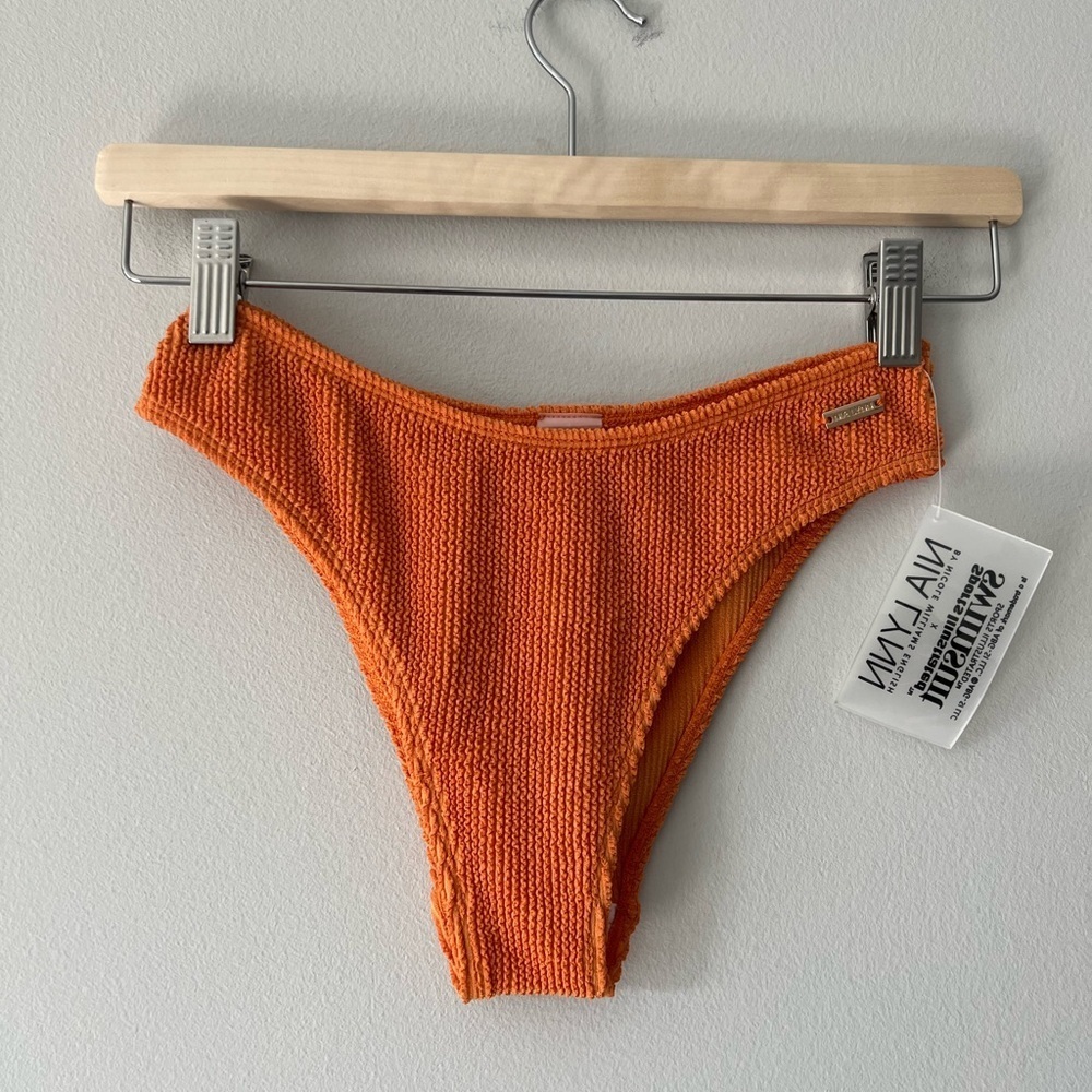 NWT “Nia Lynn” by Nicole Williams English X Sports Illustrated Maui Bikini - Picture 3 of 9